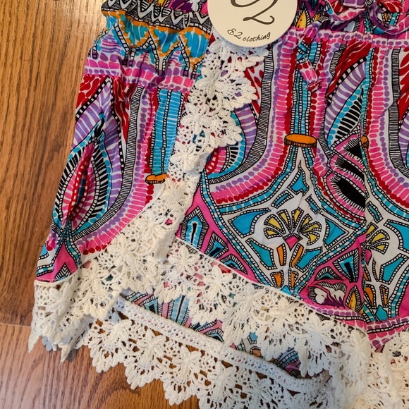 NWT TRIBAL PRINT AND CROCHET SHORTS SIZE SMALL - Picture 1 of 5